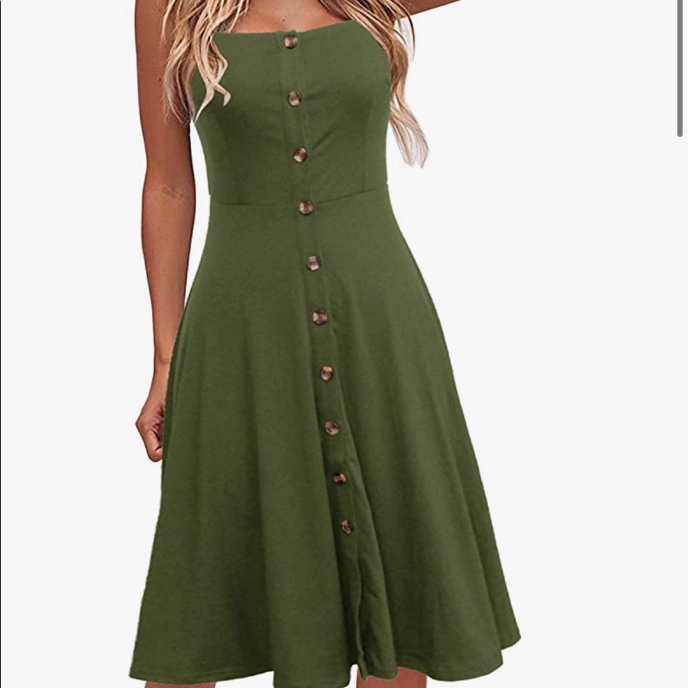 The cutest little sun dress ☀️